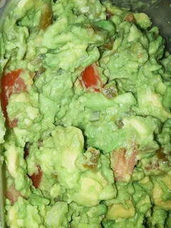 A picture of Amy's Chunky Guacamole dip.