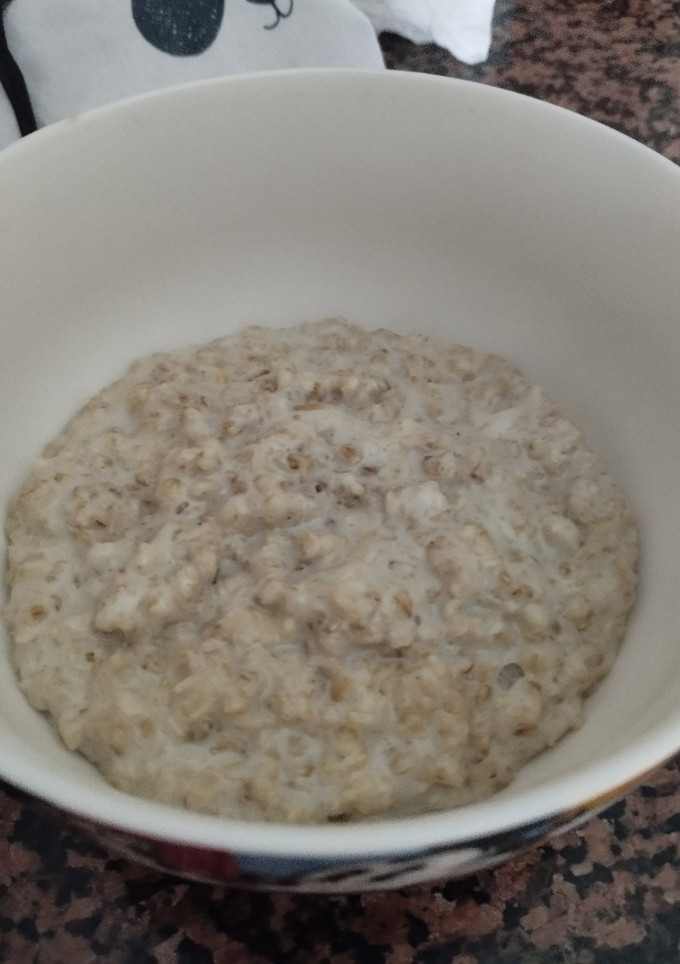 Una foto de 🥣 Porridge de avena simple (bebés +6)