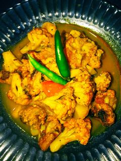 गोभी आलू की सब्जी (Gobhi aloo ki sabzi recipe in hindi) रेसिपी मुख्य फोटो