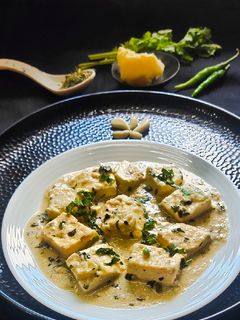 লহসুনি মেথি পনীর (Lahsuni methi paneer recipe in Bengali) রেসিপির প্রধান ছবি