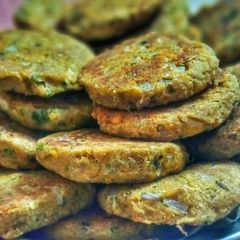A picture of Shami kabab.