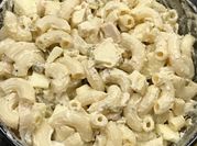 A picture of chicken salad with apples