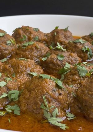 A picture of Beef kofta curry.