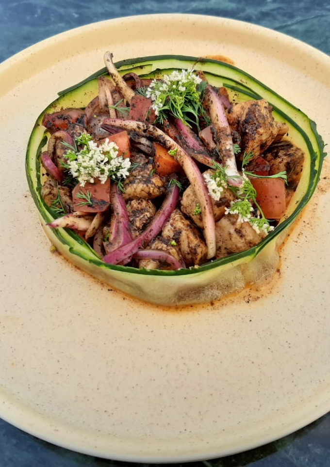 Una foto de Ceviche negro