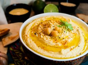 Una foto de Hummus de garbanzo