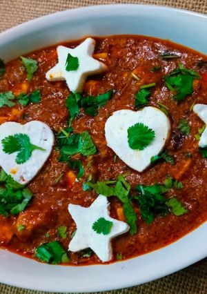 પનીર હાંડી (Paneer Handi Recipe In Gujarati) રેસીપી મુખ્ય ફોટો
