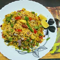 A picture of Indori Poha.