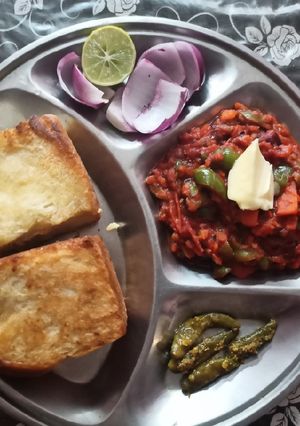 A picture of Pav bhaji.