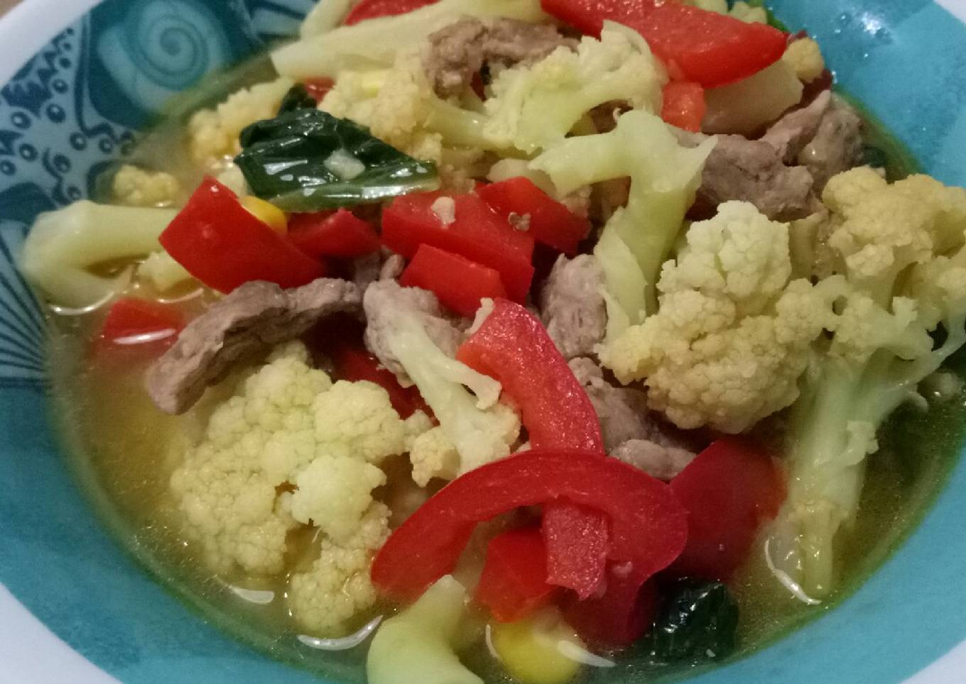 Kembang kol tumis paprika