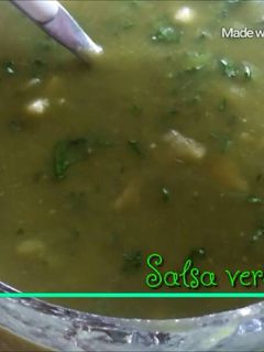 Una foto de Salsa verde de tomate