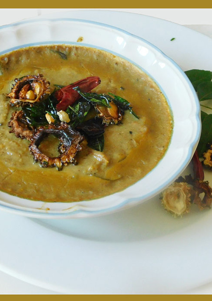 நலம் தரும் பாகற்காய் வத்தல் குழம்பு செய்முறை முக்கிய புகைப்படம்