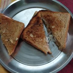A picture of Healthy sandwiches(garlic flavour).