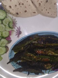 भिंडी भरवा फ्राई (Bhindi Bharwa Fry in HIndi) रेसिपी मुख्य फोटो