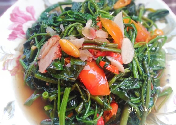 Resep masakan Tumis Kangkung Saos Tiram | Resep Bumbu Tumis Kangkung Saos Tiram Yang Enak dan Simpel