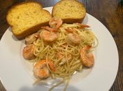 A picture of shrimp scampi