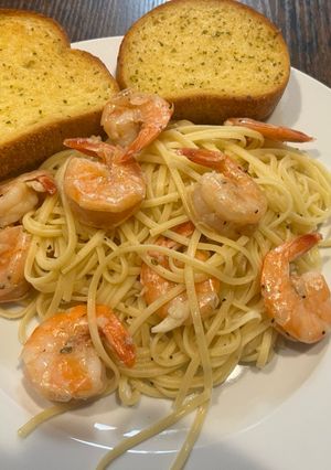A picture of Shrimp scampi.