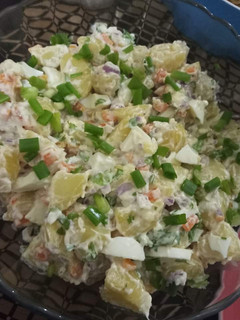 A picture of Grilled Chicken and Potatoes salad.