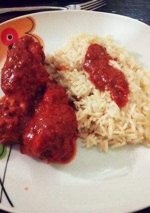 Una foto de Piernas y muslos de pollo horneados