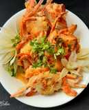 Cua chiên giòn xốt thái