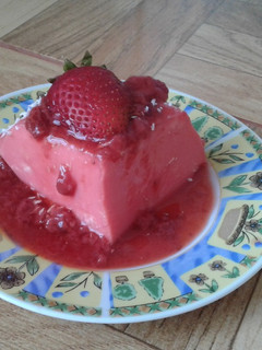 Una foto de Salsa de frutillas light