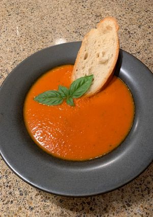 A picture of Tomato basil bisque.