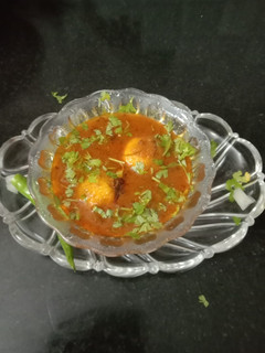 ஸ்டப்ப்ட் பன்னீர் டம் ஆலு (Stuffed paneer dum aloo recipe in tamil) செய்முறை முக்கிய புகைப்படம்