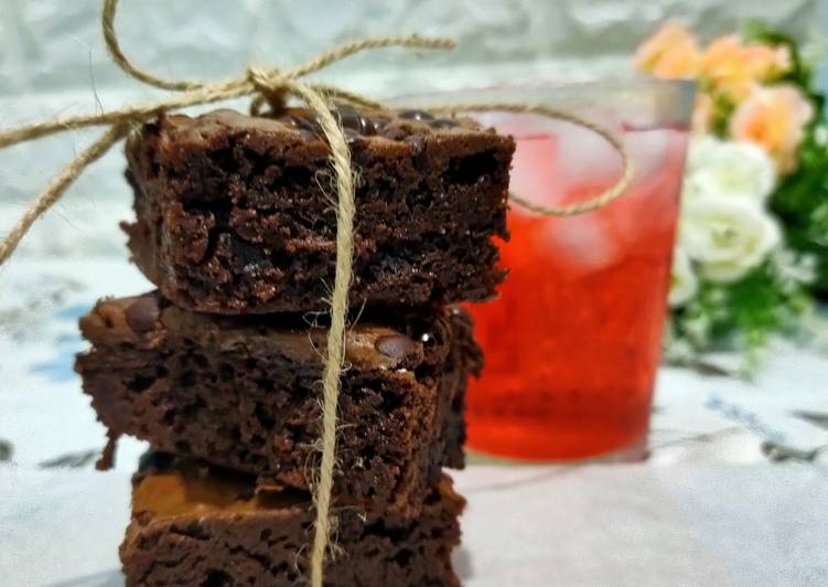Resep: Brownies panggang bahan sederhana