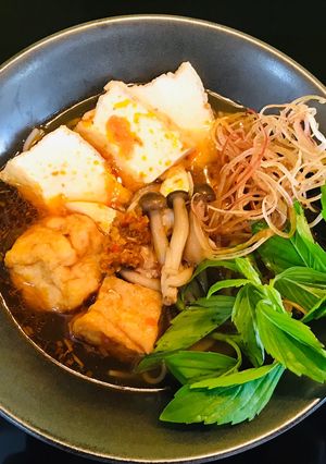 Hình của món Bún Huế chay.