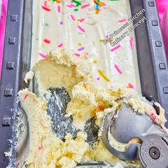 A picture of Vanilla Ice Cream 🍦.