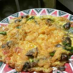 Telur Dadar Ati Ampela (Tepla) রেসিপির প্রধান ছবি