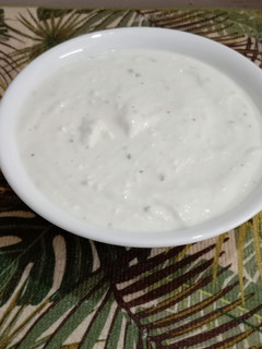 હોમ મેડ શ્રીખંડ (Home Made Shrikhand Recipe In Gujarati) રેસીપી મુખ્ય ફોટો