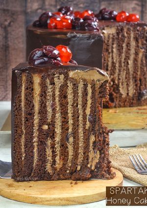 Foto resep Spartak Honey Cake