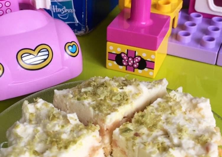 Easy Key Lime Cheesecake (No Bake)