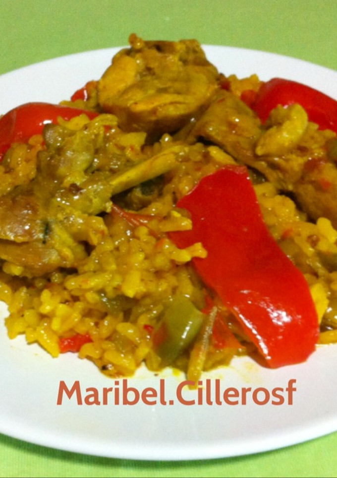 Una foto de Arroz con conejo