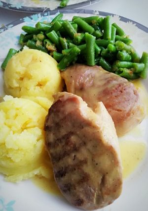 Zdjęcie przepisu Polędwiczka grillowana w sosie musztardowo-miodowym.