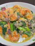 37. Creamy Garlic Shallot Butter Prawn