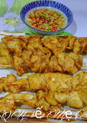 Hình của món Ức gà xiên nướng.
