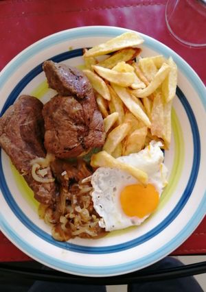 Una foto de Carne a lo pobre