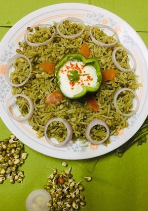 A picture of Hariyali Pulao.