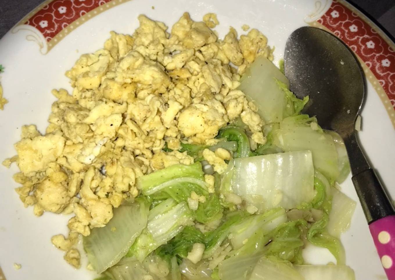 Scrambled egg with Chinese cabbage