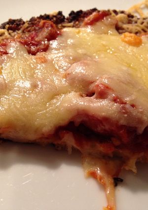 A picture of Low-carb Cauliflower Crust Pizza.