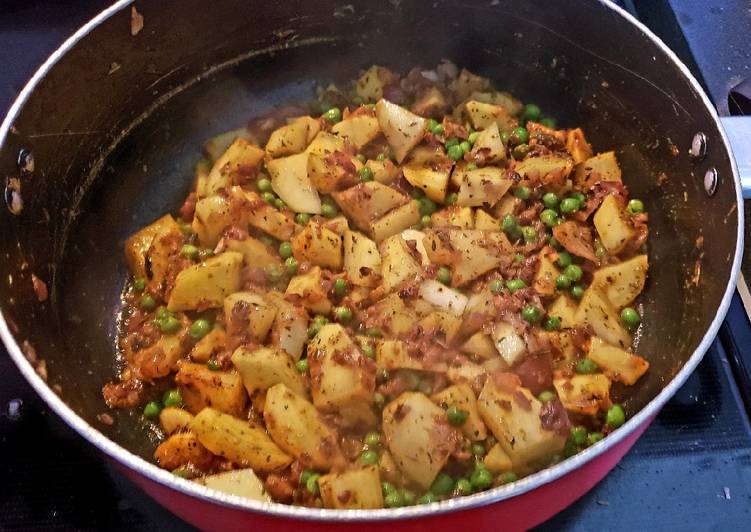 Simple Way to Prepare Speedy Achaari aloo methi