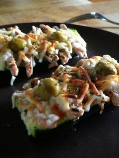Una foto de Calabacín con queso y salmón