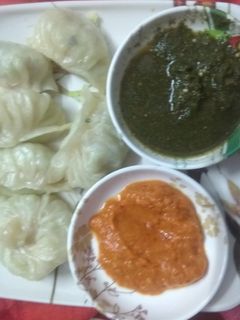 मोमोज (Momos recipe in Hindi) रेसिपी मुख्य फोटो