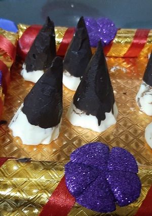 A picture of Chocolate modak.