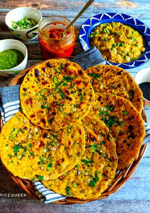 A picture of Tandoori Missi Roti.