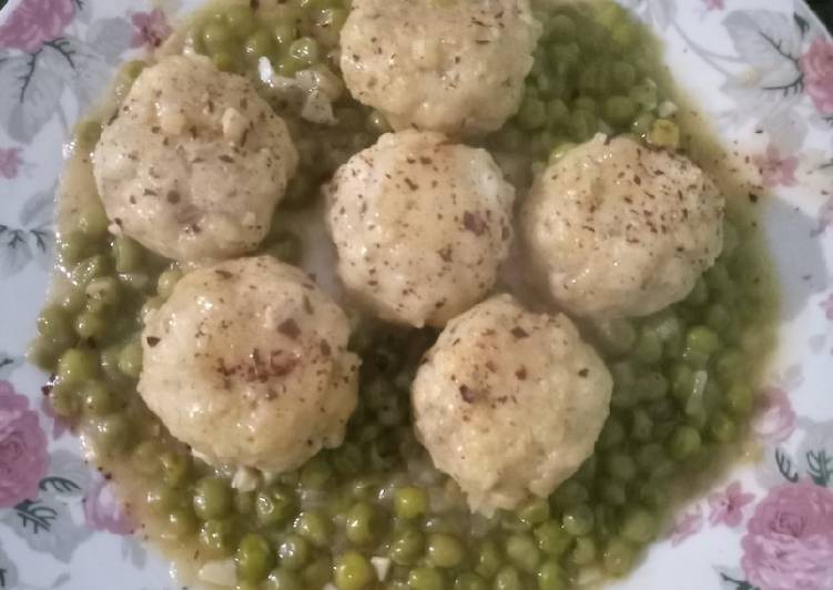 Albóndigas de merluza en olla eléctrica