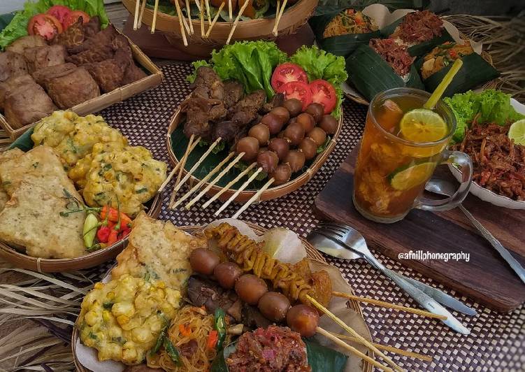Menu Angkringan Favorit Komplit