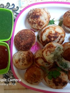 मिक्स वेज सूजी के अप्पे(Mix veg suji ke appe recipe in Hindi) रेसिपी मुख्य फोटो