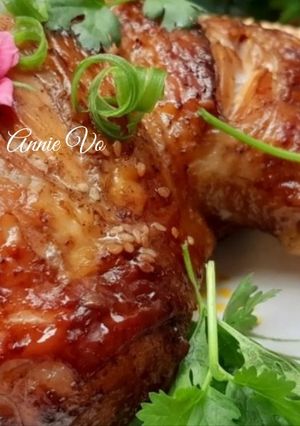Hình của món Gà nướng mè thơm ngon.
